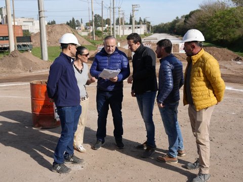 Plan de pavimentación de 400 cuadras: la obra de avenida Lorenzo Gilli registra un 90% de avance y suma una rotonda estratégica