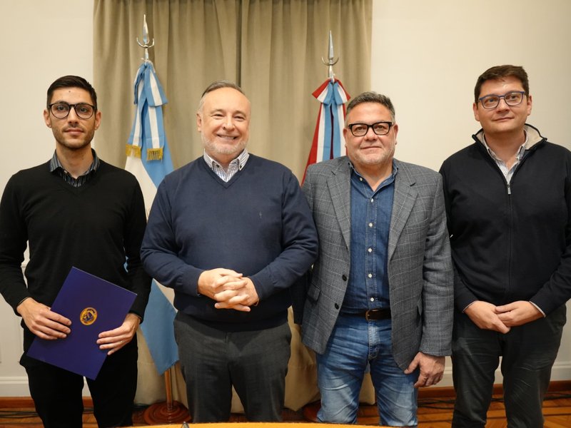 El Doctor Julián López asumió como Secretario de Salud