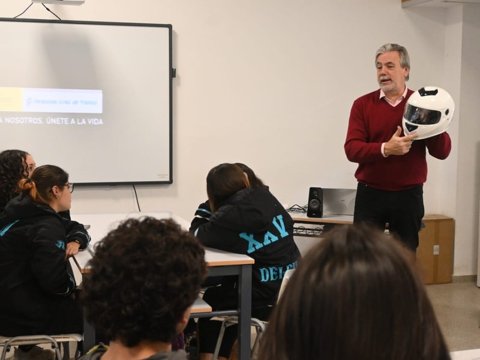 Educación Vial: más de 100 estudiantes de nivel medio participaron de talleres de concienciación organizada por el municipio