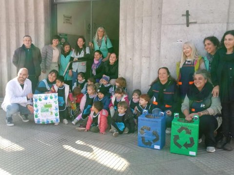 Niños del Centro de Promoción Familiar “Amadeo Sabattini“ visitaron la Asistencia Pública