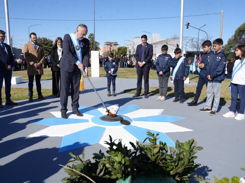 Villa María conmemoró el 205° aniversario del paso a la inmortalidad del General Manuel Belgrano