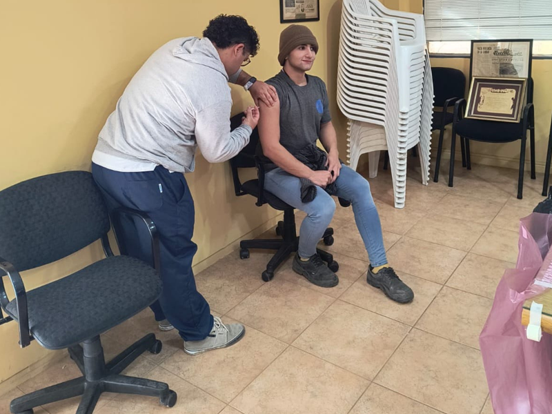 Fiebre Hemorrágica Argentina: vacunaron a más de 100 personas en el Mercado de Abasto