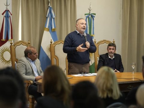 El municipio facilita la compra familiar de materiales para la construcción en comercios locales con el programa "Materializate"