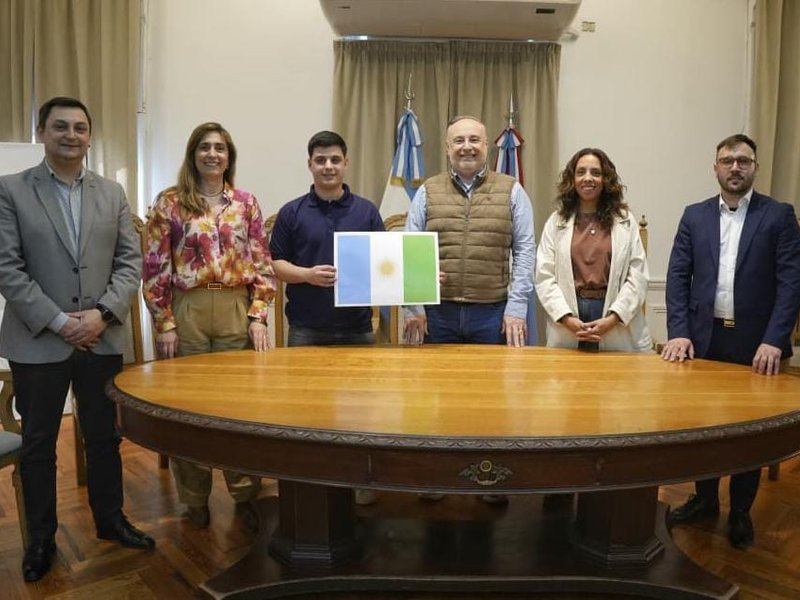Primer izamiento de la bandera de Villa María