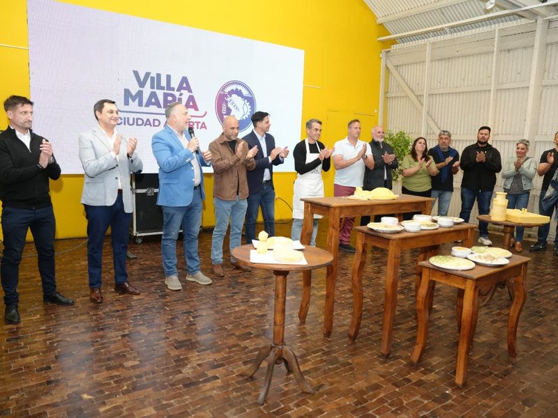 ‘’El Queso es Arte’’: Villa María rindió homenaje a su cuenca láctea en el Centro Cultural Leonardo Favio