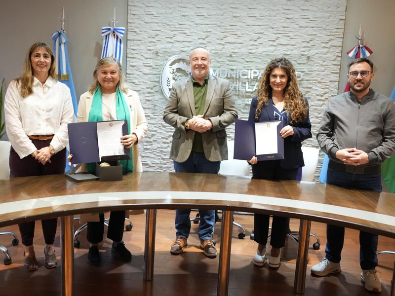 Accastello recibió a la secretaria de la mujer de Córdoba, Claudia Martínez, y a la Directora Regional de ONU, María Vaeza