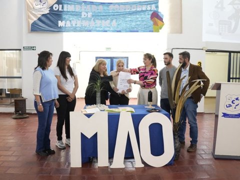 Jóvenes y adultos participaron por primera vez de la Olimpiada de Matemática en el Manuel Anselmo Ocampo