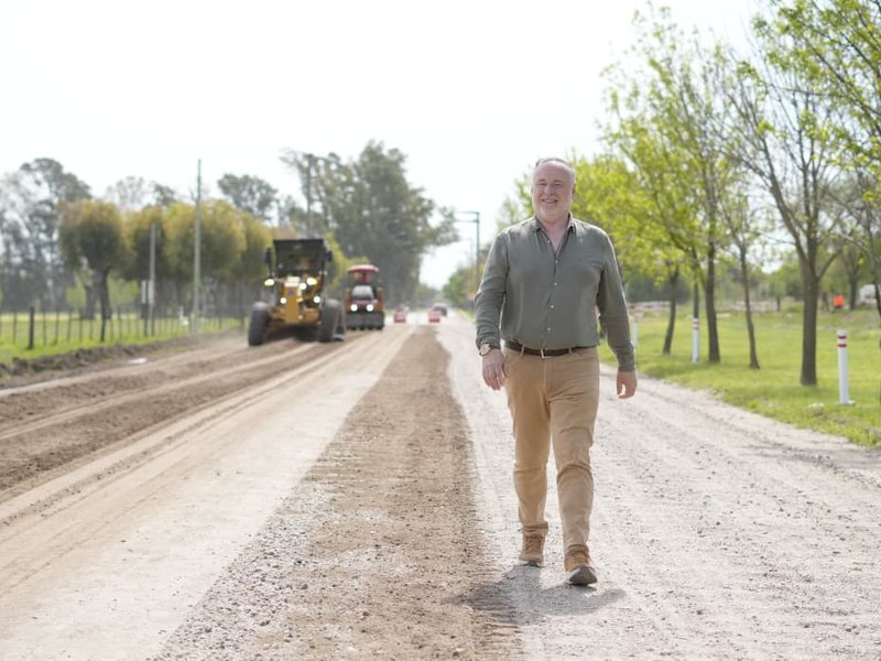 Comenzó la obra de pavimentación en Avenida Savio entre Salto Grande y Ruta 2