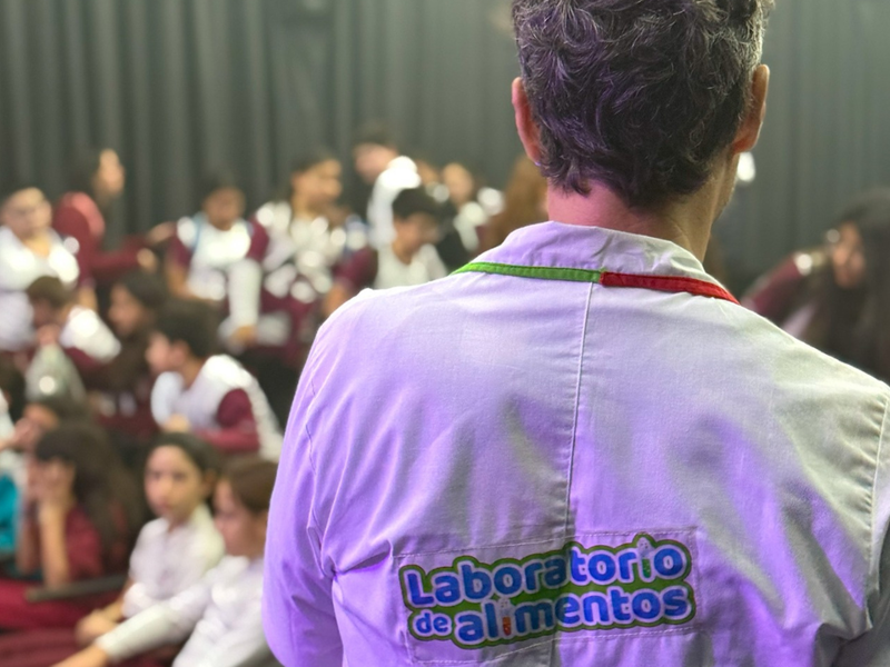 “Súper Científicos en Acción” tuvo una gran convocatoria en el Leonardo Favio