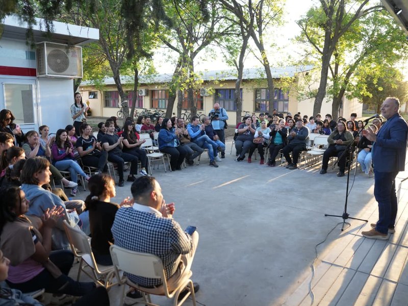 El municipio presentó el programa “Construir Reciclando”