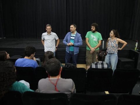 Más de 25 vecinos se capacitaron sobre iluminación en cursos impulsados por el municipio y el CEDER