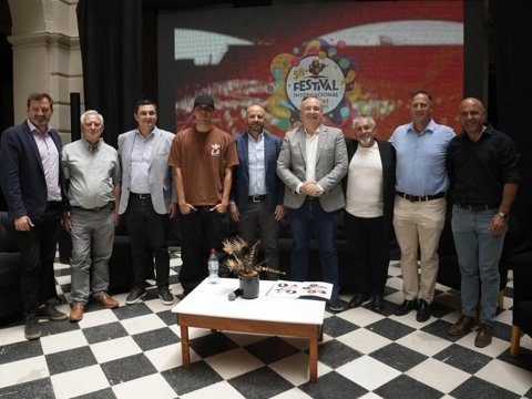 El Festival Internacional de Peñas se presentó en la ciudad de Córdoba