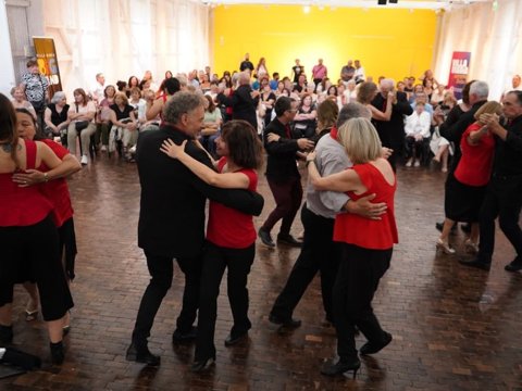 Con una gran milonga, la ciudad celebró el Día Nacional del Tango