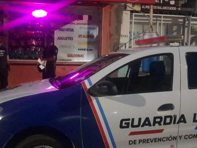 La municipalidad clausuró dos kioscos por venta de bebidas alcohólicas fuera de horario y detectó diez casos de alcoholemia positiva en controles viales