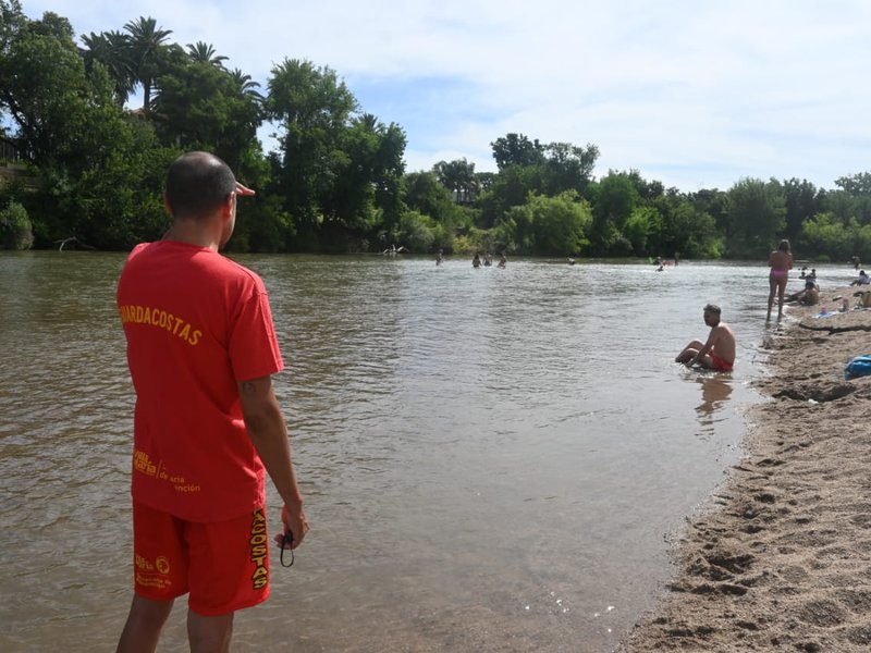 Temporada de Verano: los guardacostas ya prestan servicio en las playas de Villa María