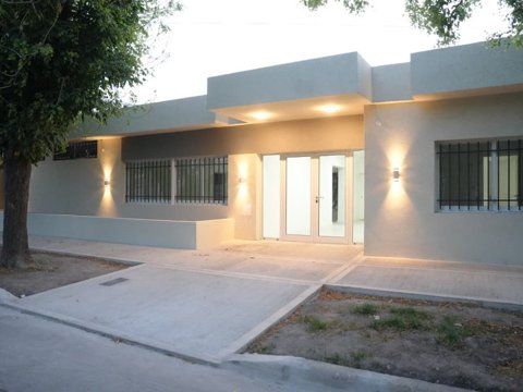 El intendente Accastello recorrió el futuro Centro de Atención de Consumos problemáticos y Salud Mental, próximo a su finalización