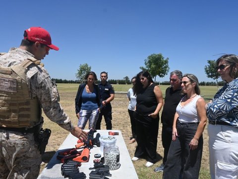 Agentes de la Guardia Local se capacitaron en el uso de armas menos letales