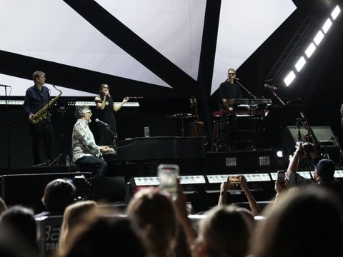 El Festival Internacional de Peñas vive su tercera noche con Fito Páez y Abel Pintos como figuras centrales