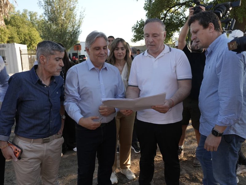 Accastello y Llaryora recorrieron frentes de obra que mejorarán la calidad de vida de los villamarienses