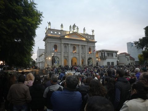 Con Juan Fuentes como artista central, Villa María propone un variado cronograma para "Semana Santa"