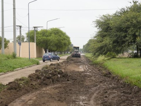 El municipio realiza tareas de mantenimiento de calles de tierra afectadas por las lluvias