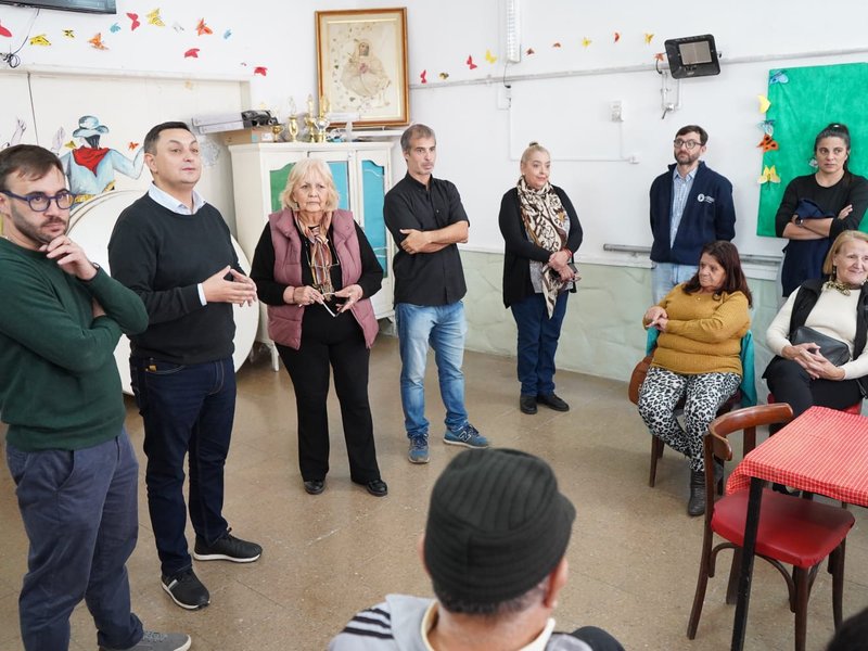 VM Piensa y Propone: el centro de jubilados ferroviarios “Arturo M. Bas habilitó nuevos baños”