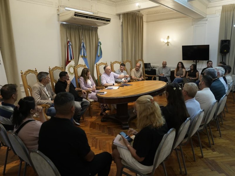 Accastello y Navarro trabajan junto a intendentes de las comunidades San Martín, Unión y Marcos Juárez para recuperar el transporte de pasajeros entre Villa María y Saira