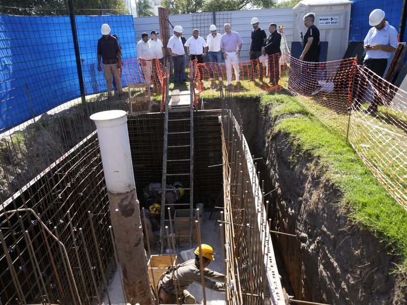 Accastello supervisó la obra de una nueva estación de captación de agua sobre avenida Dante Alighieri