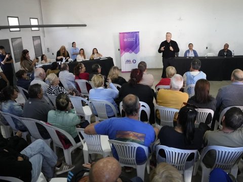 70 familias de barrio San Nicolás accedieron a la escritura de sus viviendas