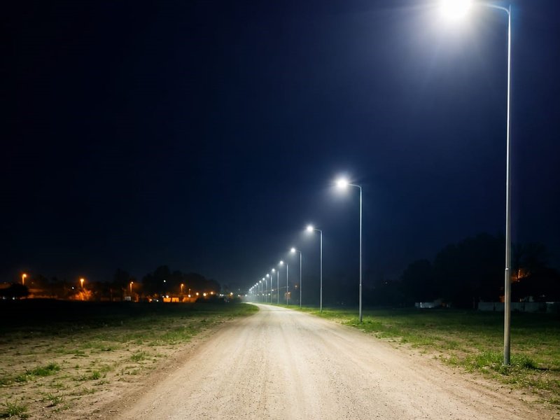 El municipio instaló 35 nuevas luminarias led entre Las Playas y Villa Albertina