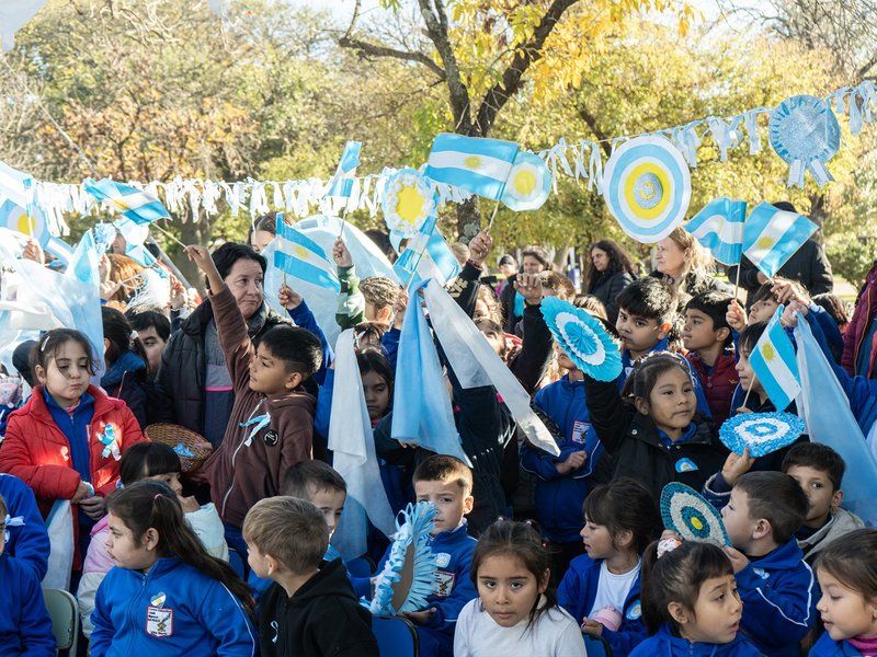 Se celebró el Día de la Escarapela en barrio Bello Horizonte