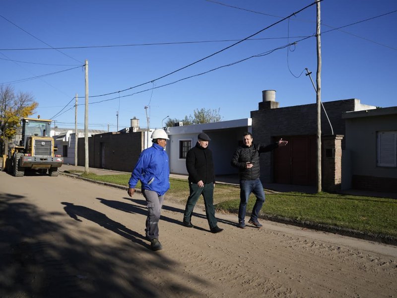 Plan 500 Cuadras: comenzó una nueva etapa de pavimentación en barrio Industrial