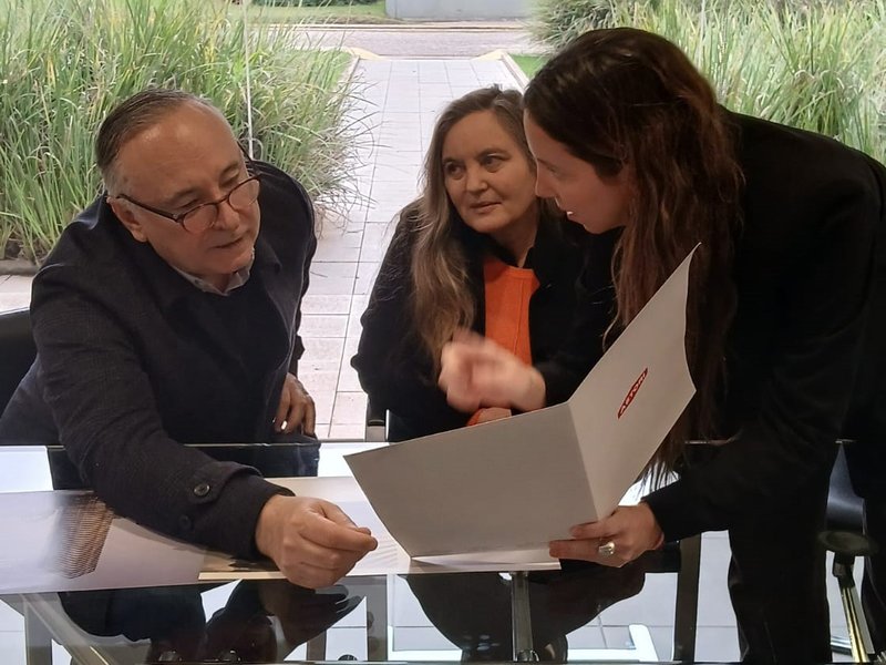 El intendente Eduardo Accastello visitó la empresa Astori