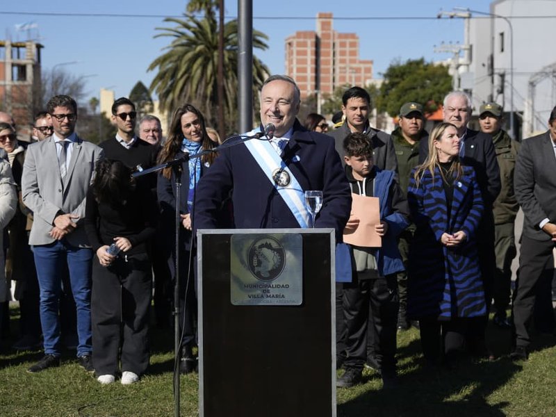 Villa María conmemoró el 206° aniversario del paso a la inmortalidad del General Manuel Belgrano
