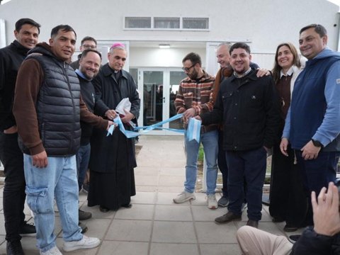 El municipio habilitó el nuevo Centro Barrial “Hogar de Cristo” en barrio Las Playas