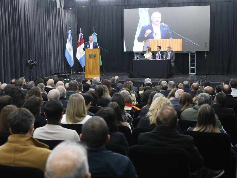 Villa María. El intendente Accastello anunció un nuevo sistema de seguridad colaborativa para integrar cámaras externas de instituciones, clubes y empresas privadas al Centro Municipal de Monitoreo