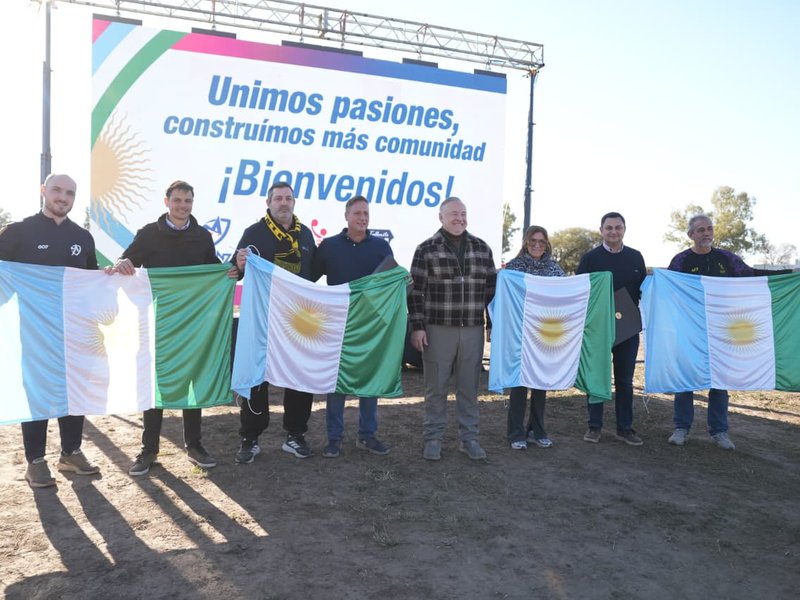 De basural a polo deportivo: el municipio inauguró el nuevo espacio que comparten desde hoy cuatro clubes en barrio Las Acacias