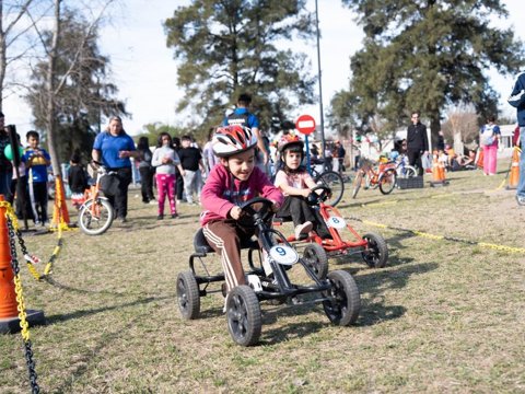 El municipio llevó el festejo por el Día de las Infancias al barrio San Juan Bautista