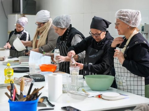 Comenzó la segunda edición del Taller de Cocina Artesanal con harinas integrales y alternativas