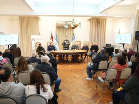 La Junta Municipal de Defensa Civil y Centros Vecinales coordinaron acciones ante posibles condiciones climáticas adversas