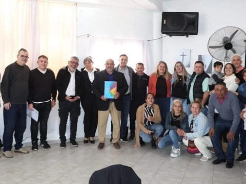Provincia y municipio entregaron el reconocimiento y la inscripción de Casa de Adoración en el Registro Nacional de Cultos