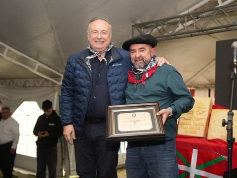 La Semana Nacional Vasca culminó con un encuentro en la sociedad rural que reunió a más de 1000 personas