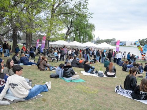 Festival del Café: vecinos y visitantes disfrutaron de la propuesta en la costanera