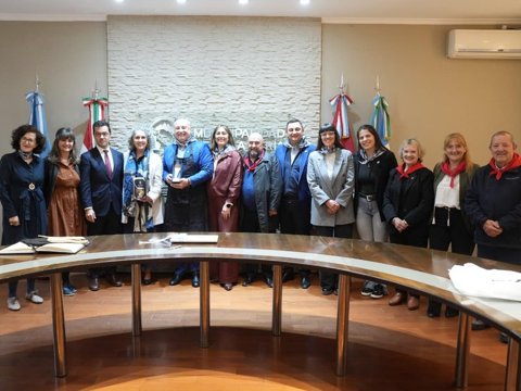 Semana Nacional Vasca: el intendente Accastello recibió a la comitiva del gobierno vasco