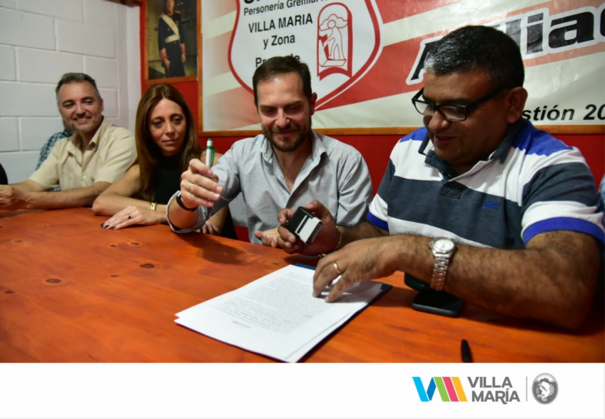 Villa María: Gill y el SUOEM  firmaron una recomposición salarial anual del 36 por ciento y acordaron el descongelamiento de la antigüedad