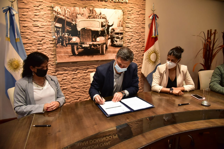 Villa María: El municipio firmó un convenio con la SeNAF para el desarrollo del programa ParticipAR