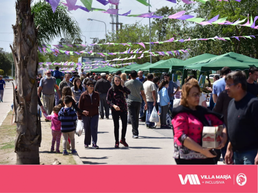 Villa María: Se realizó una nueva edición de la Feria Franca en avenida Universidad
