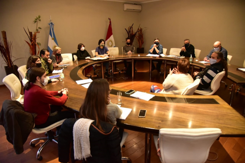 Villa María: Rosso recibió a representantes de la Asamblea Socio Ambiental para avanzar en la preservación de El Algarrobal   