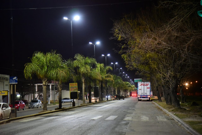 Villa María: El municipio incorporó 77 luminarias led en el ingreso a la ciudad por avenida Larrabure