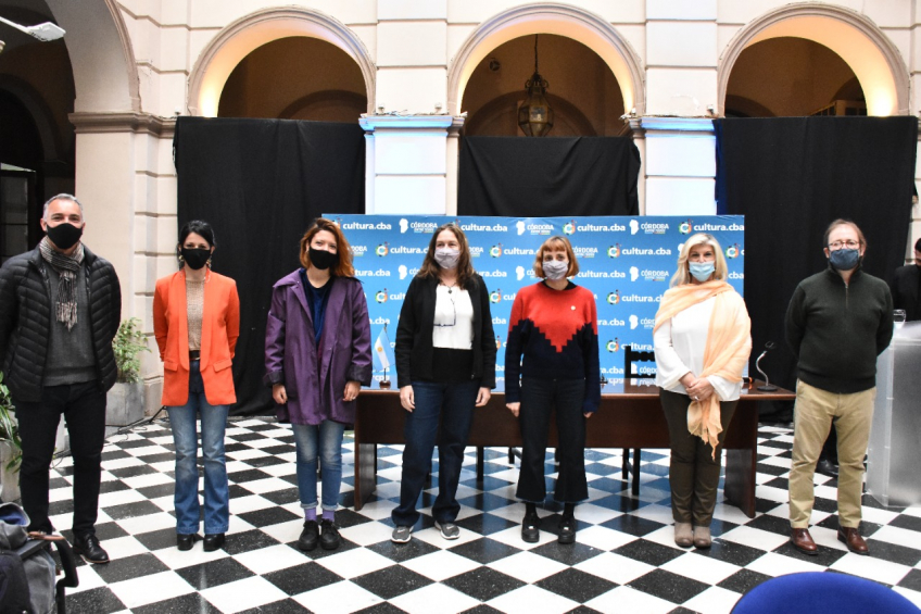 Villa María: Las ganadoras del Salón de las Mujeres recibieron sus premios en Córdoba